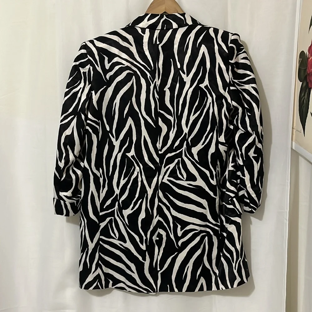 Zara Zebra Print 3/4 Sleeve Oversized Used Blazer